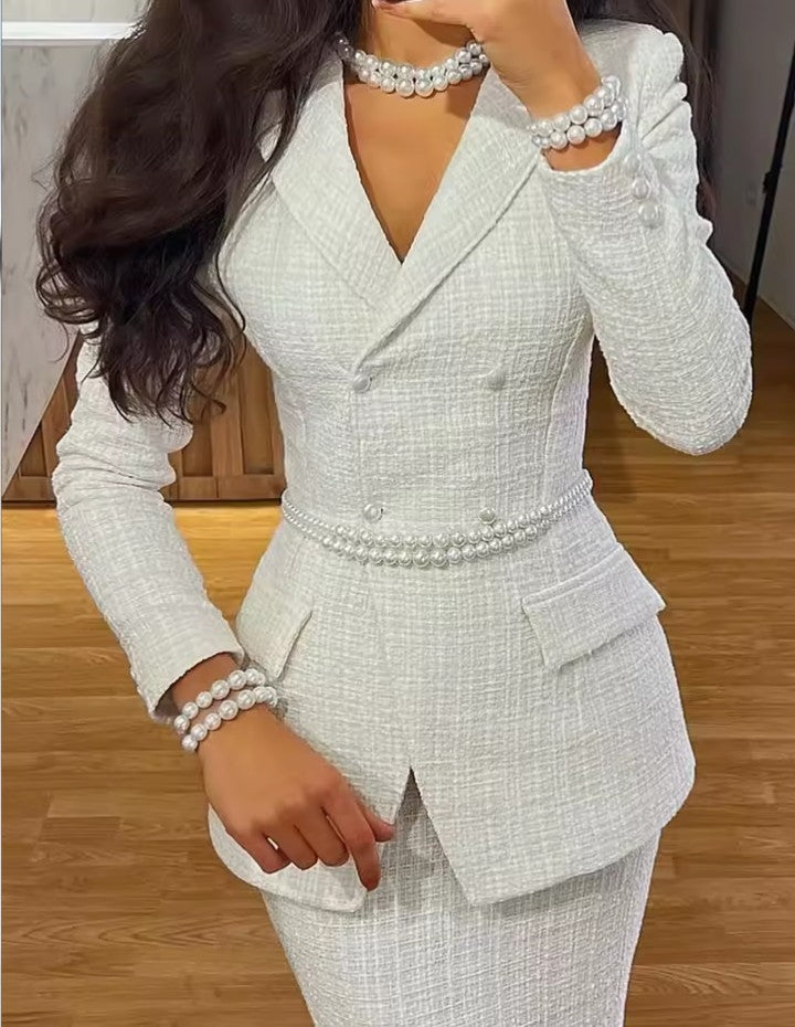 Fashionable elegant urban regular fit lapel collar long sleeves