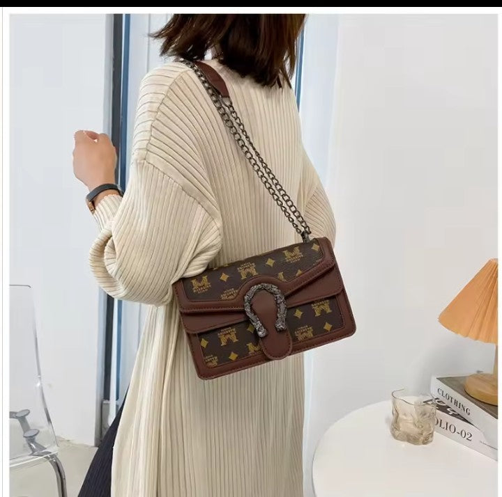 Woman crossbag